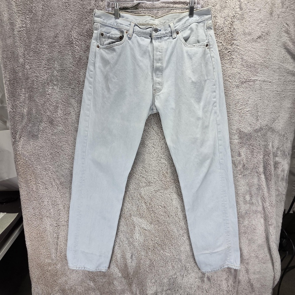 Vintage Levis 501 Jeans Mens Blue Light Wash Made In USA Button Fly Fits 33x32